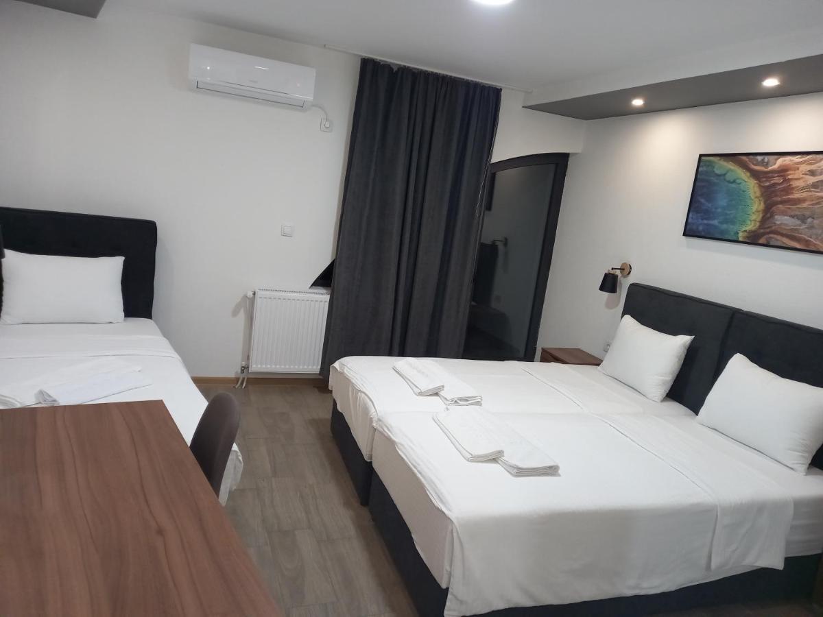 Prenociste Srebrno Jezero Hotel Veliko Gradiste Exterior photo